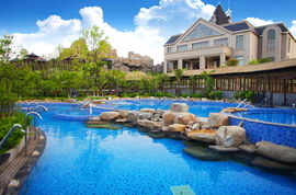 游沙家浜風景區,自選尚湖 2大1小 送水槍一部 截止8.31日 ,住常熟美豪酒店2人1晚